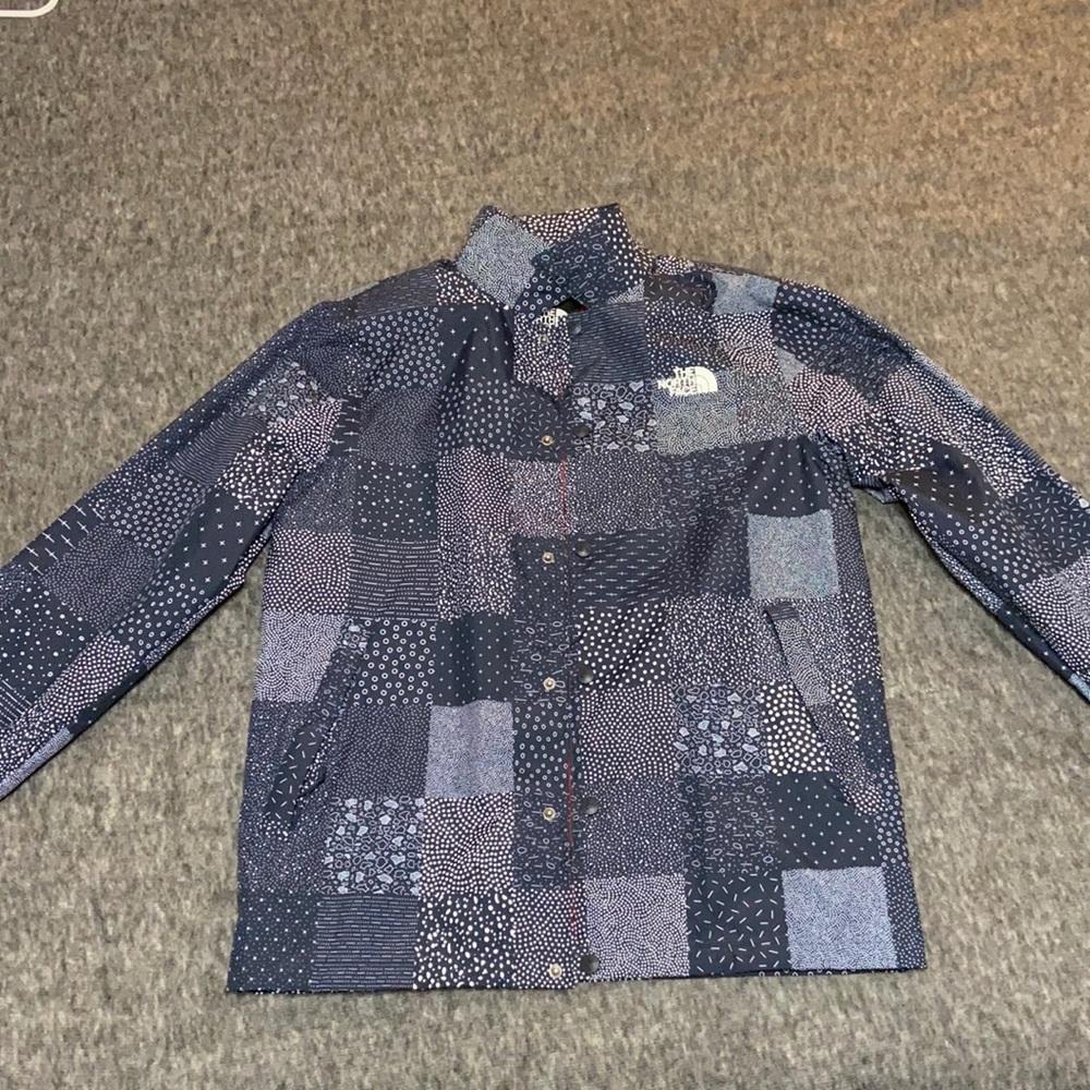 The North face windbreaker/rain jacket